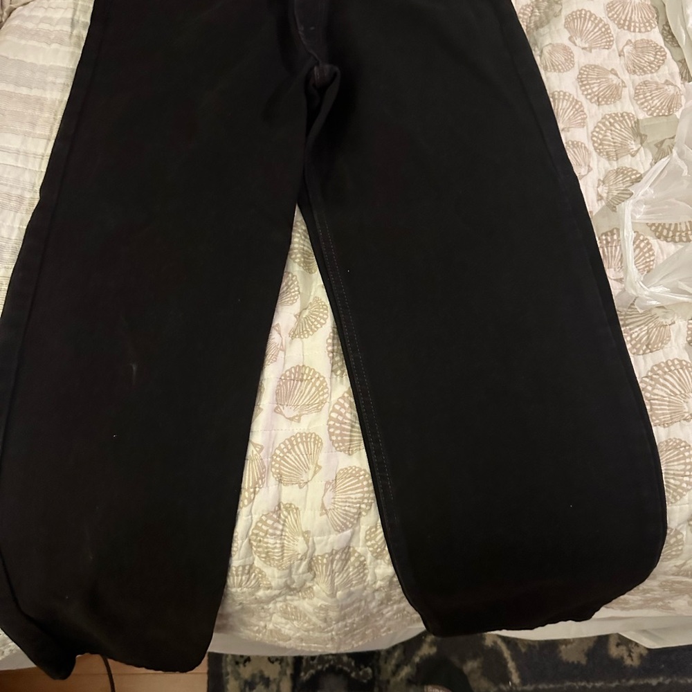 Vintage black 550 jeans. Made 2001 in the USA. Hard to find 34-34. Almost new!